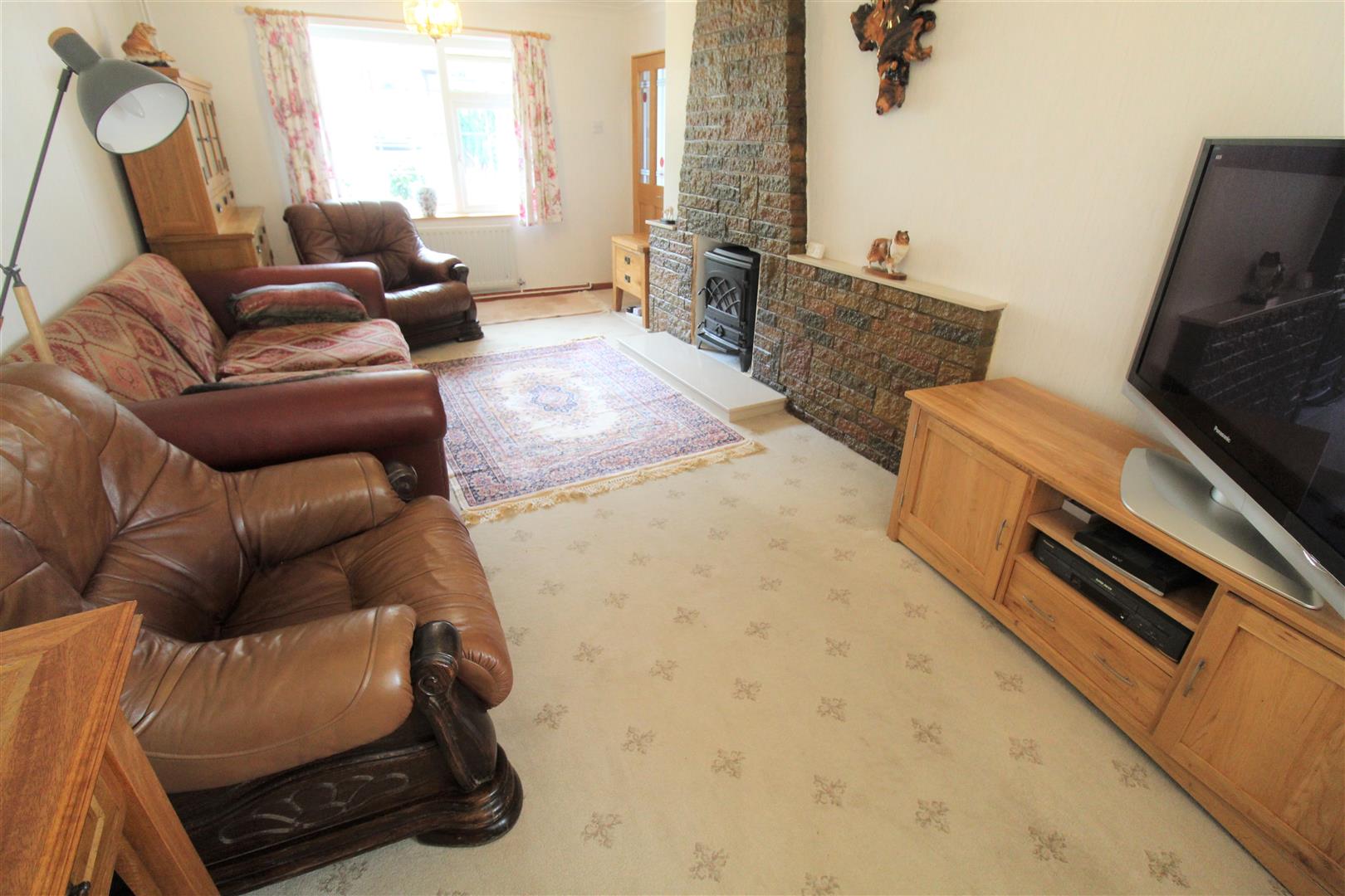 Crestway Road, Baddeley Green, Stoke-On-Trent